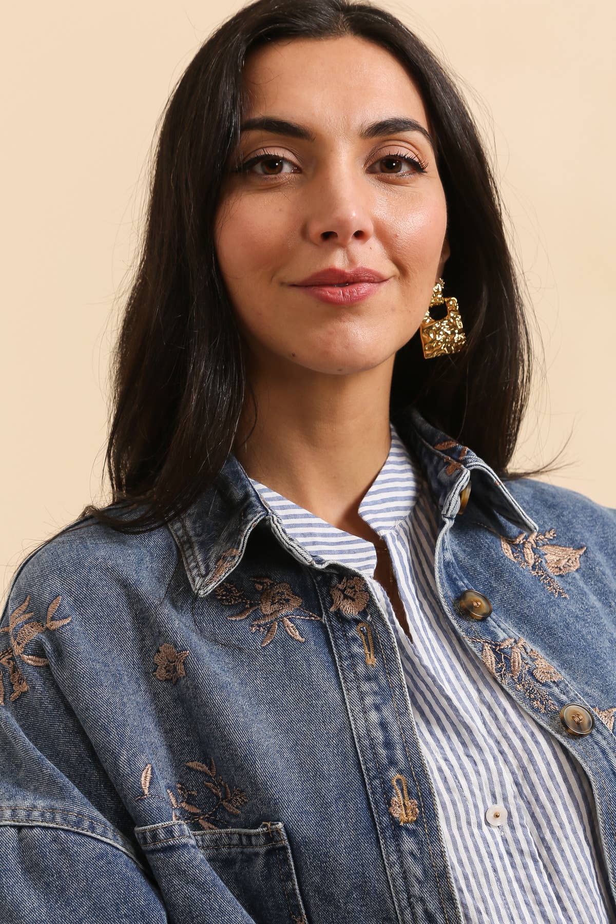 Giacca in Denim Ricamato